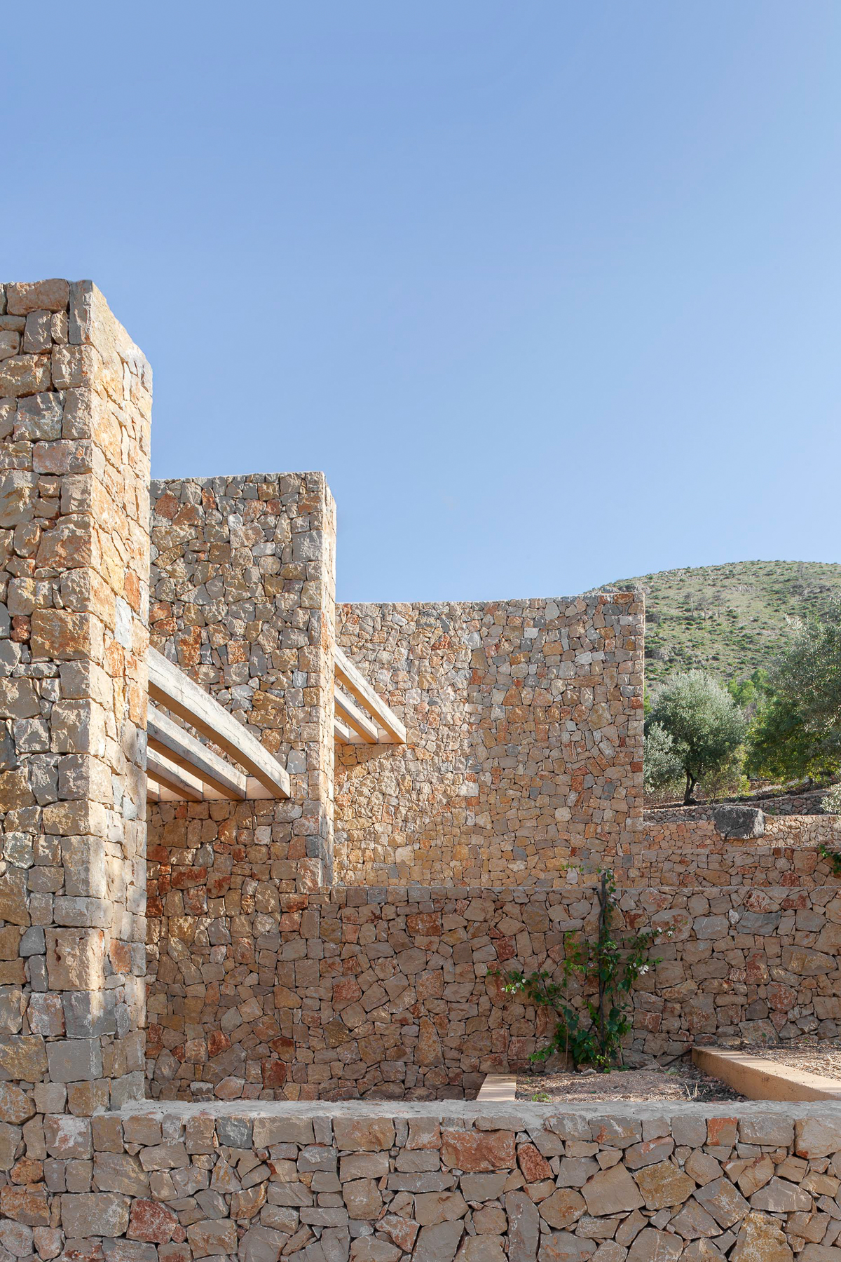 MDBA_B House Adsubia